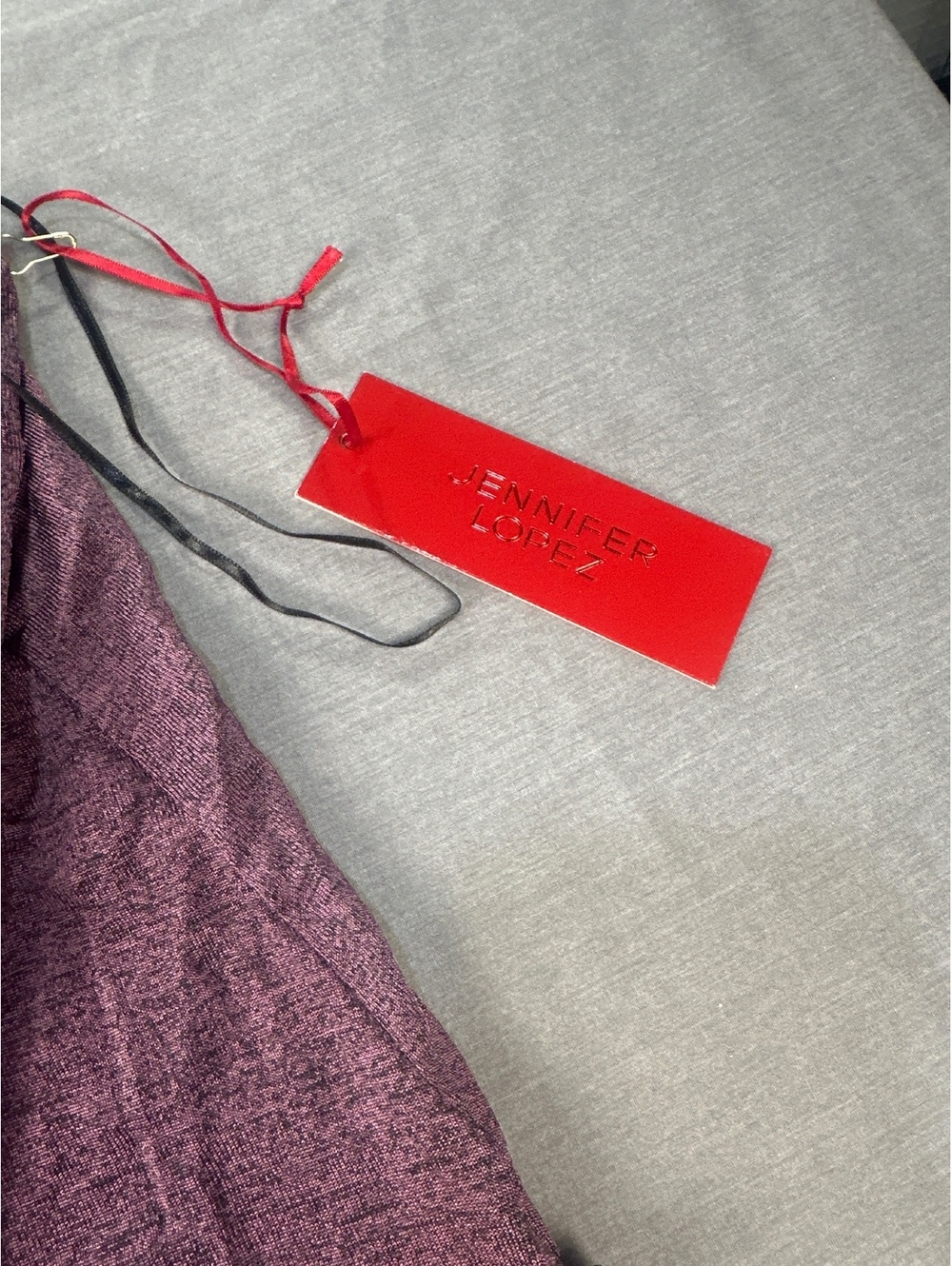 Jennifer Lopez Women Sleeveless Top Medium Purple Rayon Polyester Spandex NWT - Picture 3 of 8